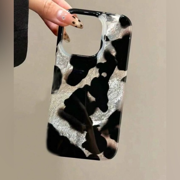 Trendy Cow Print iPhone 16 Pro Max Case | Black & White Protective Cover - Picture 3 of 7